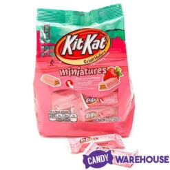 Kit Kat Miniatures Candy - Strawberry: 10-Ounce Bag -Candy Promotion Store kit kat miniatures candy strawberry 10 ounce bag candy warehouse 4