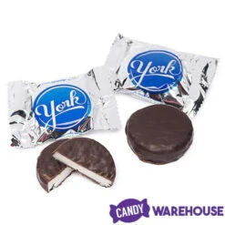York Peppermint Patties Snack Size Packs: 175-Piece Box 9 York Peppermint Patties Snack Size Packs: 175-Piece Box -Candy Promotion Store york peppermint patties snack size packs 175 piece box candy warehouse 5 021b7320 229c 4f6e a3df 9bf3a9137765